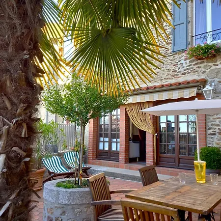 La Maison D'odette Et Daniel Hébergement de vacances Vitrac (Cantal)